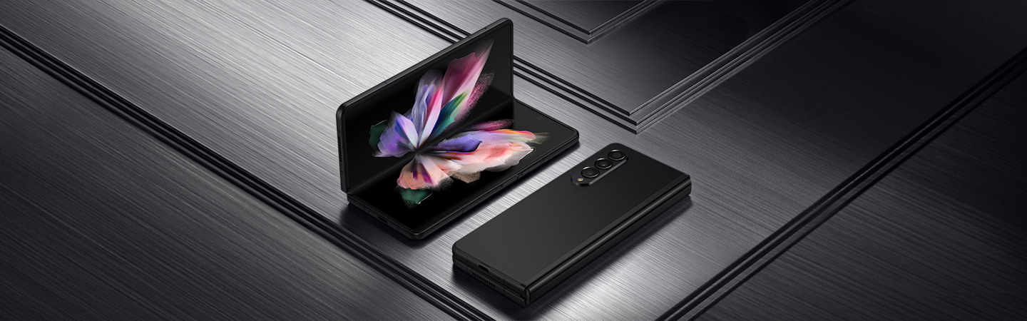 Samsung Galaxy Z Fold 3 - Image 4